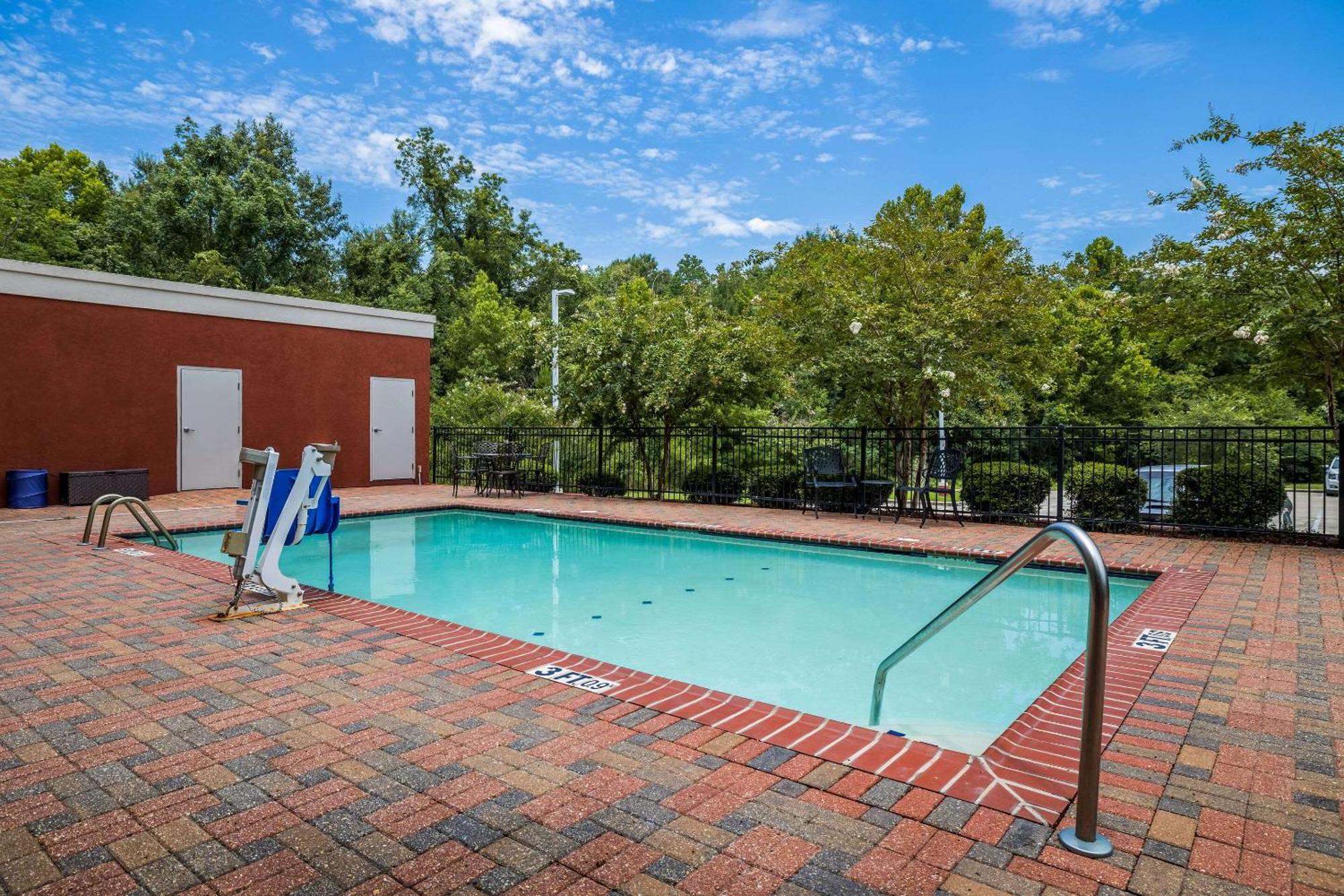 Comfort Suites Denham Springs Eksteriør bilde